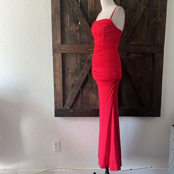 Elegant Sexy Mermaid Trumpet Body Con Long Gown - Picture 6 of 11